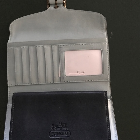 Wallet - Picture 3 of 4